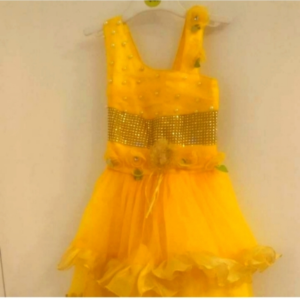 Partywear frock for 3-4 years old - Picture 1 of 2